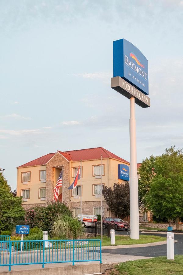 Baymont By Wyndham Springfield I-44 Hotel Exterior photo